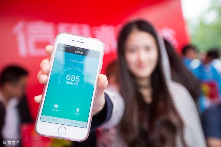 为什么现在女孩子都用陌陌QQ微信用的反而不多了